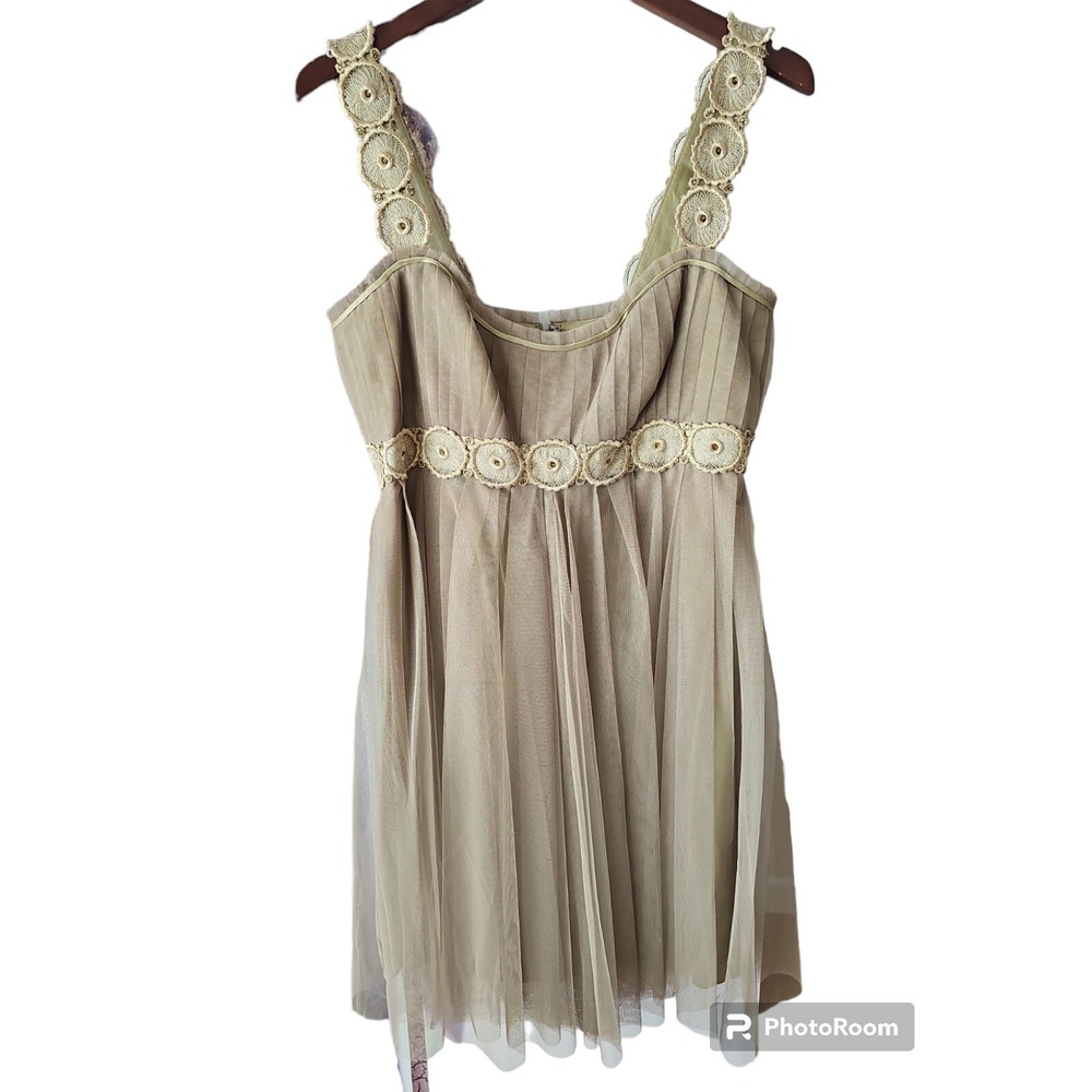 BADGLEY MISCHKA Sage Green Embroidered Rhinestone Straps Pleated Mesh Dress AP01
